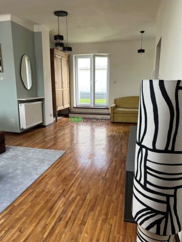 Mieszkanie 2-pokojowe Warszawa Śródmieście, ul. Nowowiejska. Zdjęcie 3