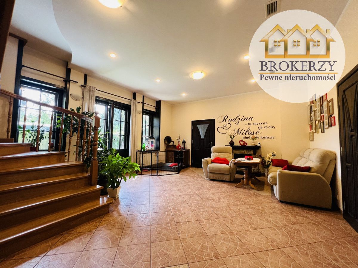 dom wolnostojący, 8 pokoi Bonin. Zdjęcie 3