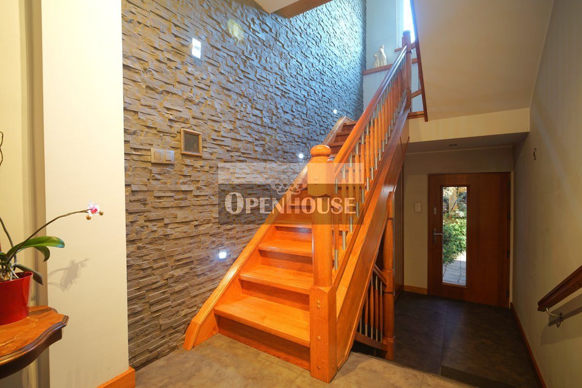 dom wolnostojący, 8 pokoi Bucze. Zdjęcie 8