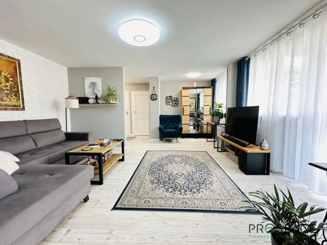 Mieszkanie 3-pokojowe Zielona Góra, ul. Leopolda Staffa. Zdjęcie 1