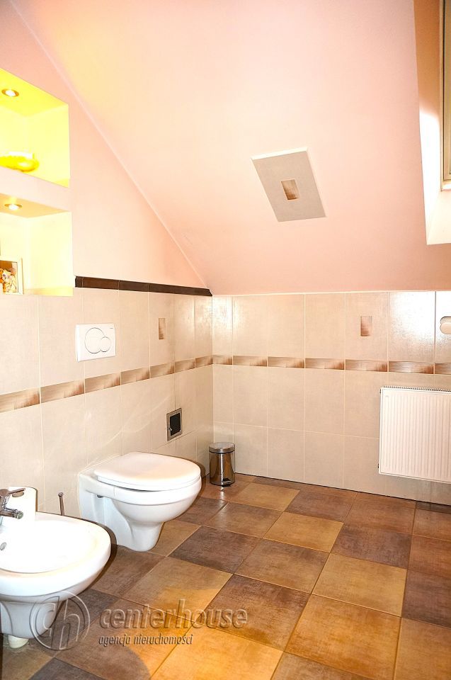 dom wolnostojący, 5 pokoi Rzeszów Wilkowyja. Zdjęcie 26