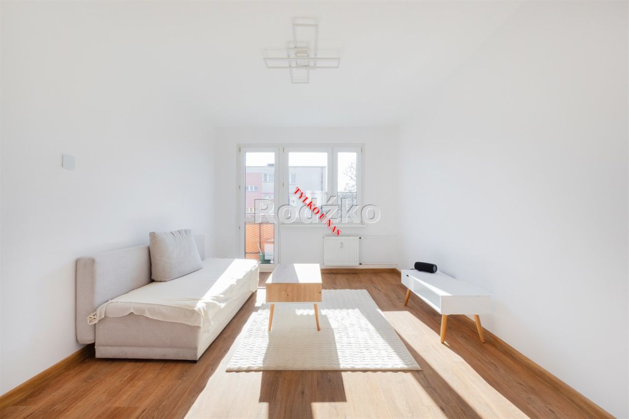 Mieszkanie 3-pokojowe Bydgoszcz Błonie, ul. Ludwika Waryńskiego. Zdjęcie 1