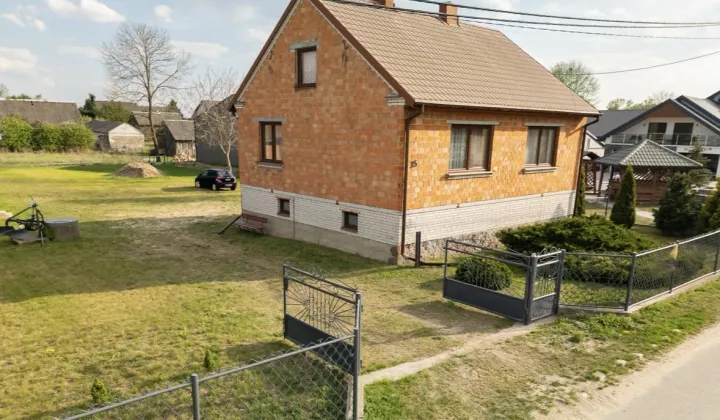 dom wolnostojący, 4 pokoje Jarnuty