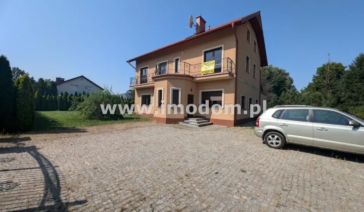 bliźniak, 6 pokoi Strzegom