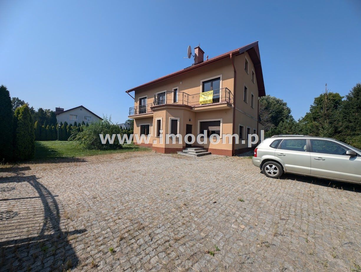 bliźniak, 6 pokoi Strzegom. Zdjęcie 1