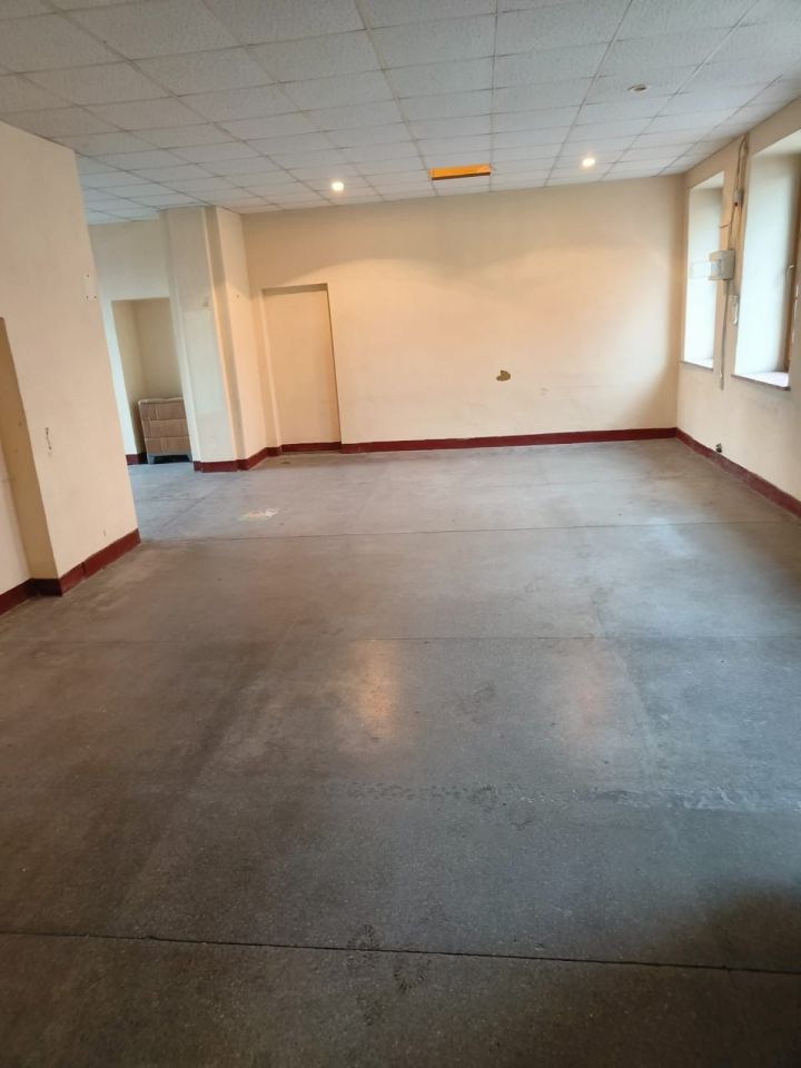 Lokal Rejowiec Fabryczny. Zdjęcie 3