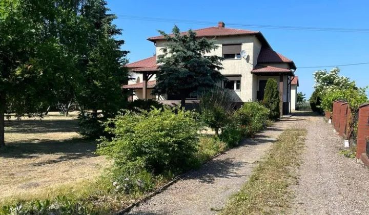 dom wolnostojący, 6 pokoi Czernikówko