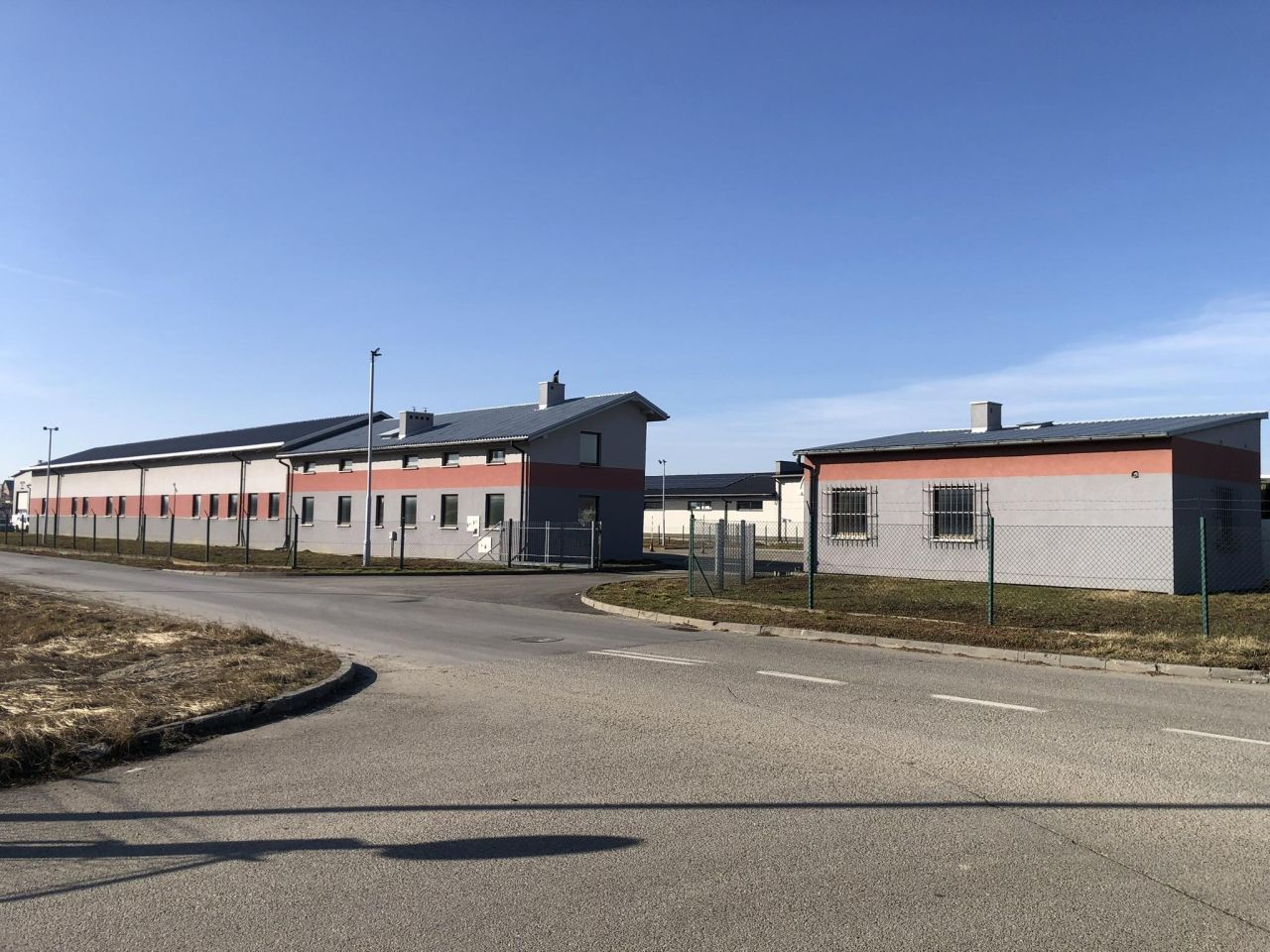 Hala/magazyn Jasło Brzyszczki, ul. Marszałka Józefa Piłsudskiego. Zdjęcie 19