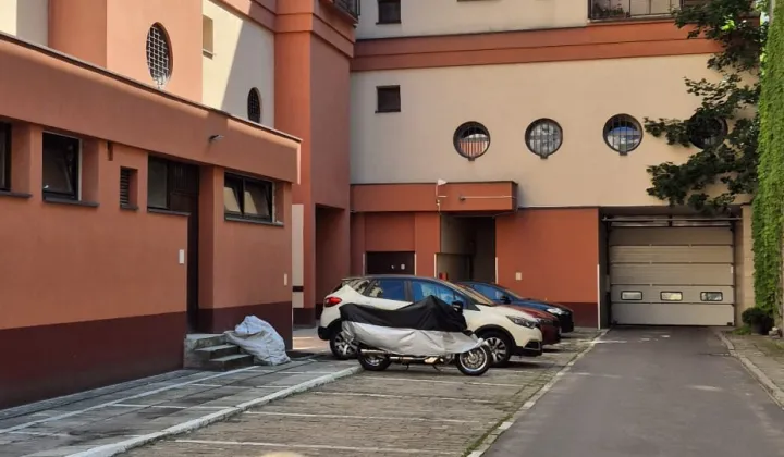 Garaż/miejsce parkingowe Łódź Śródmieście, ul. Henryka Sienkiewicza