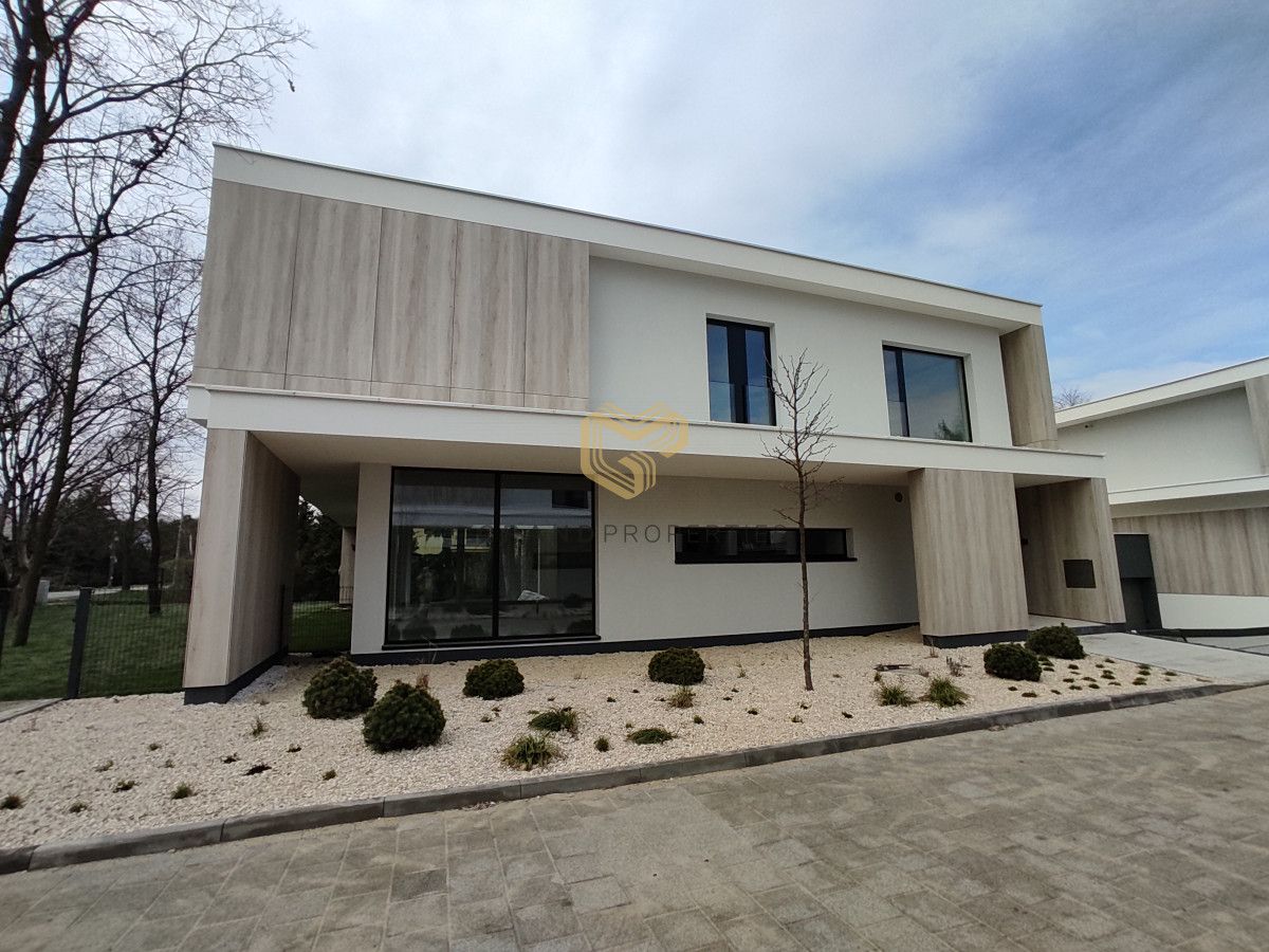 bliźniak, 7 pokoi Konstancin-Jeziorna. Zdjęcie 4