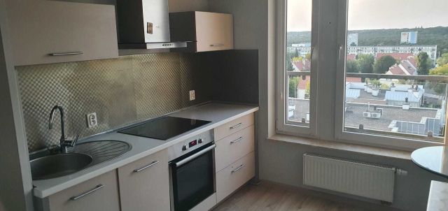 Mieszkanie 2-pokojowe Toruń Bydgoskie Przedmieście, ul. Władysława Broniewskiego. Zdjęcie 1