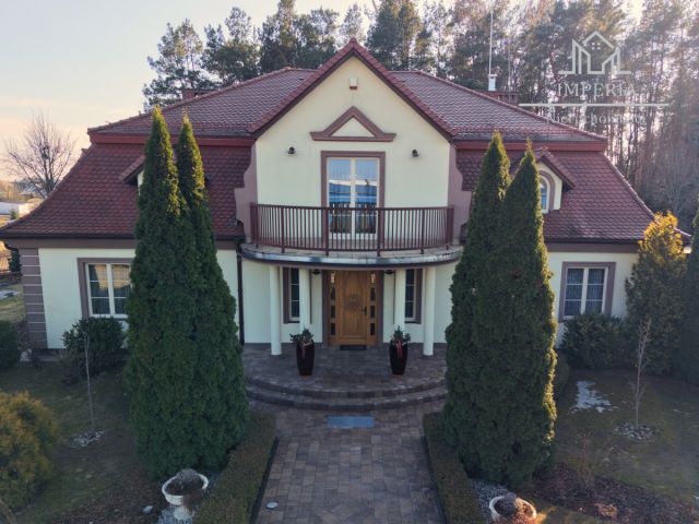 dom wolnostojący, 8 pokoi Koźmin. Zdjęcie 1