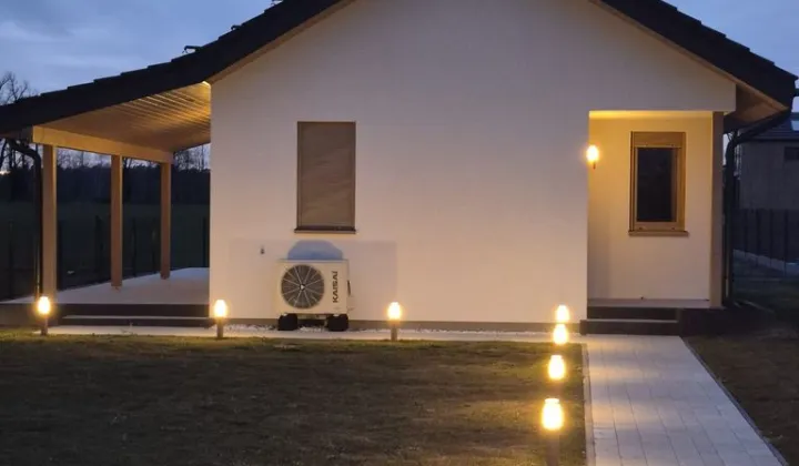 dom wolnostojący, 3 pokoje Wieniotowo