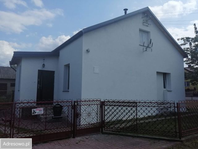 bliźniak, 3 pokoje Płock Stare Ciechomice, ul. Ciechomicka. Zdjęcie 1