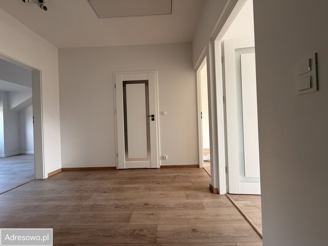 Mieszkanie 5-pokojowe Jasienica. Zdjęcie 5