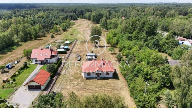 dom wolnostojący, 4 pokoje Budy Głogowskie. Zdjęcie 1