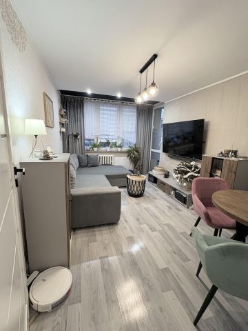 Mieszkanie 3-pokojowe Piekary Śląskie Centrum, ul. gen. Jerzego Ziętka. Zdjęcie 1