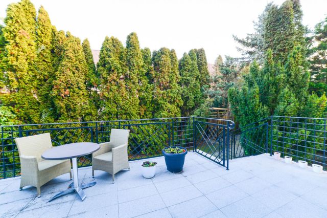 bliźniak, 8 pokoi Komorów, ul. Szmaragdowa. Zdjęcie 6