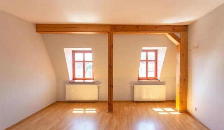 Mieszkanie 3-pokojowe Jelenia Góra Centrum, ul. Bankowa