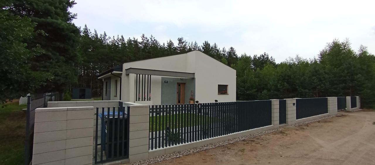 dom wolnostojący, 3 pokoje Małszyce Bory Małszyckie. Zdjęcie 1