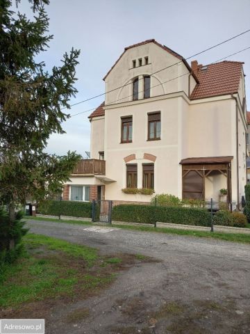 bliźniak, 6 pokoi Miłkowice. Zdjęcie 1