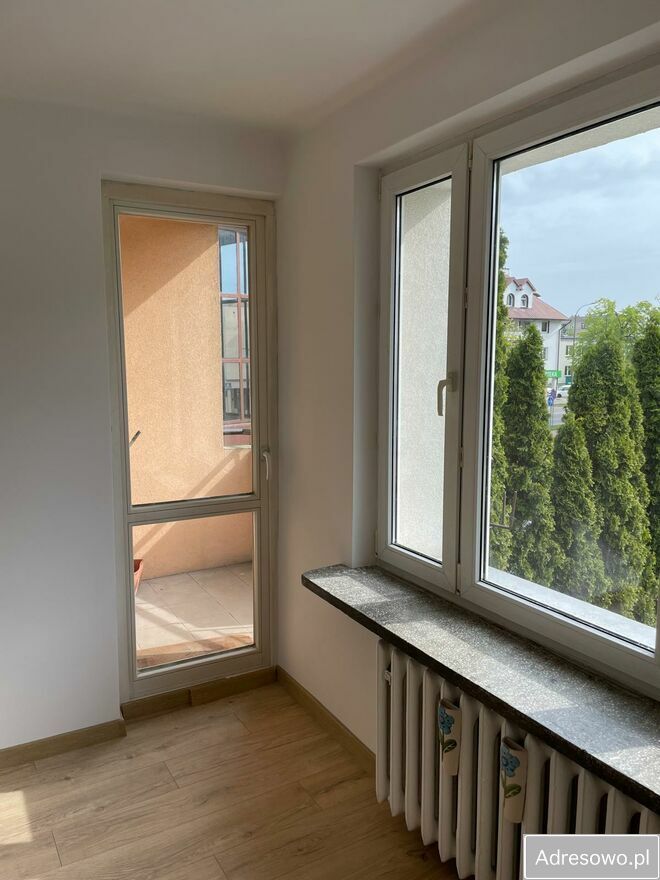 Mieszkanie 3-pokojowe Suwałki, os. Osiedle II. Zdjęcie 4