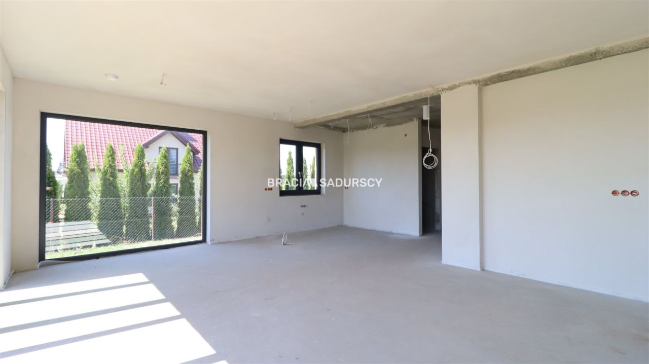 dom wolnostojący, 4 pokoje Karniów. Zdjęcie 3