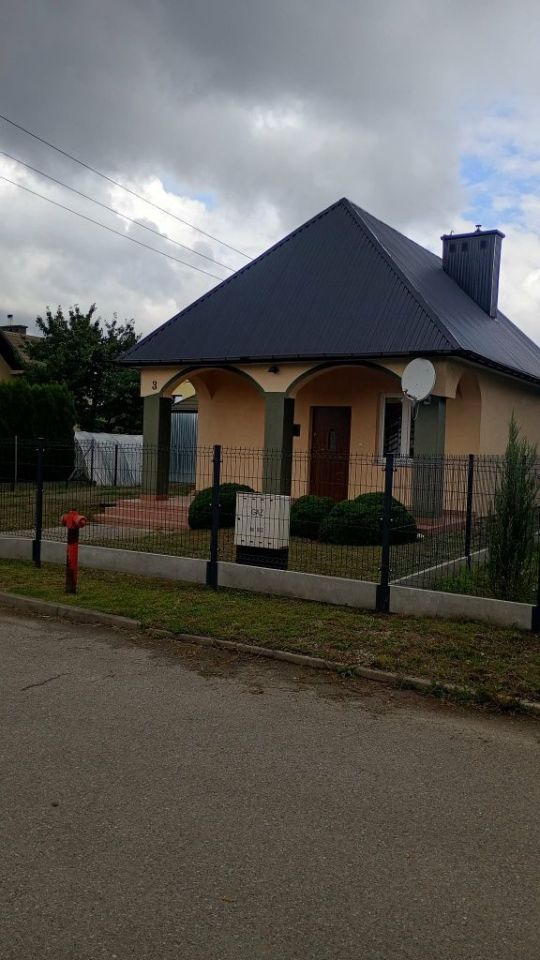 dom wolnostojący Sędziszów Małopolski, ul. Bursztynowa. Zdjęcie 2