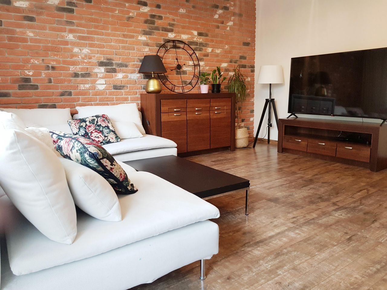 Mieszkanie 2-pokojowe Łódź Widzew, ul. Mieczysławy Ćwiklińskiej 12. Zdjęcie 2