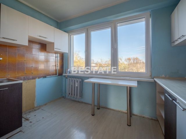 Mieszkanie 4-pokojowe Tarnów. Zdjęcie 5