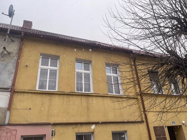 Mieszkanie 4-pokojowe Osieczna, Rynek. Zdjęcie 1