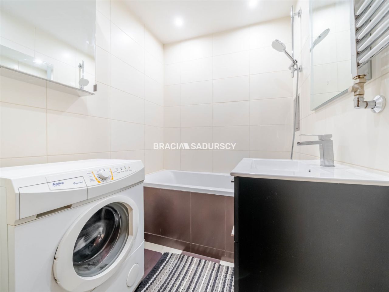 Mieszkanie 2-pokojowe Kraków, ul. Heleny. Zdjęcie 4