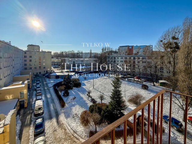 Mieszkanie 2-pokojowe Gdynia Śródmieście, ul. Obrońców Wybrzeża. Zdjęcie 2