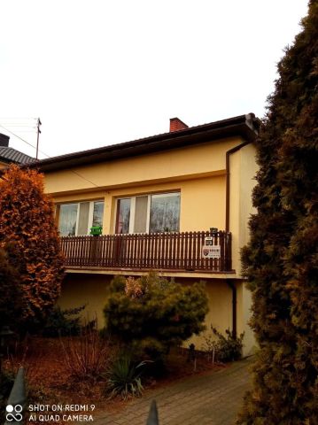 dom wolnostojący Kampinos, ul. Fryderyka Chopina. Zdjęcie 1