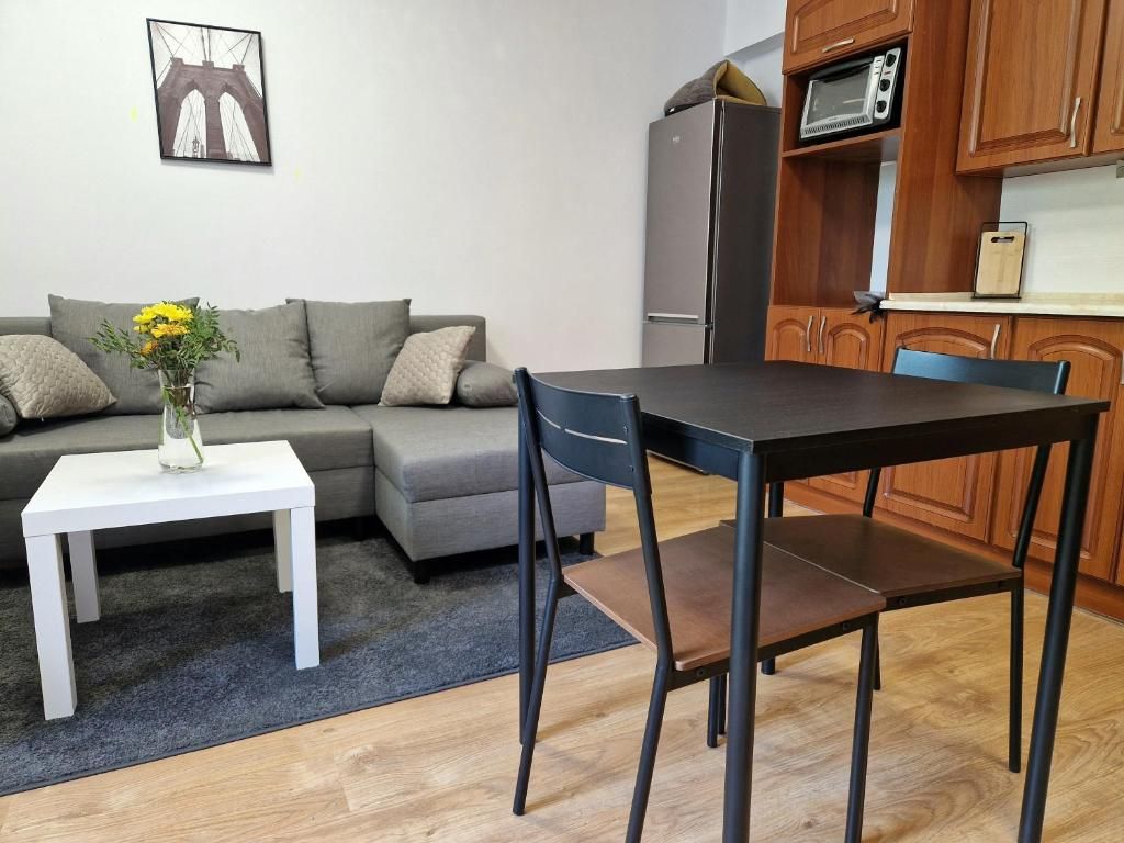 bliźniak, 4 pokoje Kielce Czarnów, ul. Hoża. Zdjęcie 1