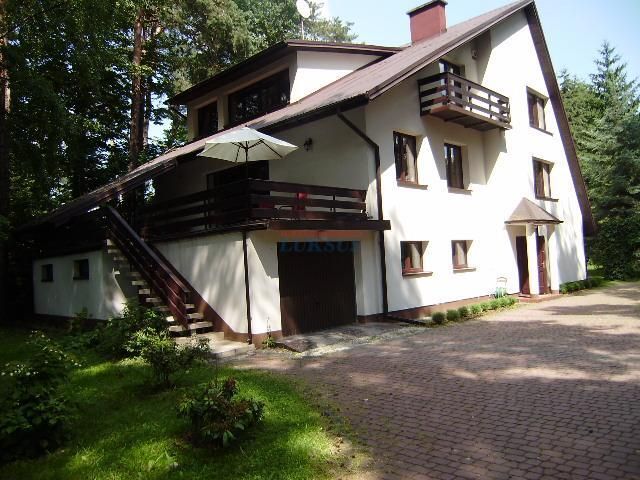 dom wolnostojący, 8 pokoi Piaseczno Zalesie Dolne. Zdjęcie 1