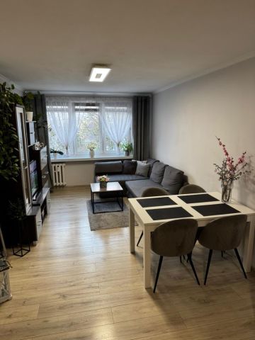 Mieszkanie 2-pokojowe Tomaszów Mazowiecki Zapiecek, ul. Bohaterów 14 Brygady. Zdjęcie 1