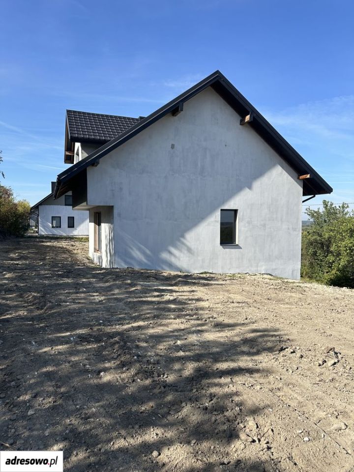 dom wolnostojący, 5 pokoi Zbrodzice. Zdjęcie 5