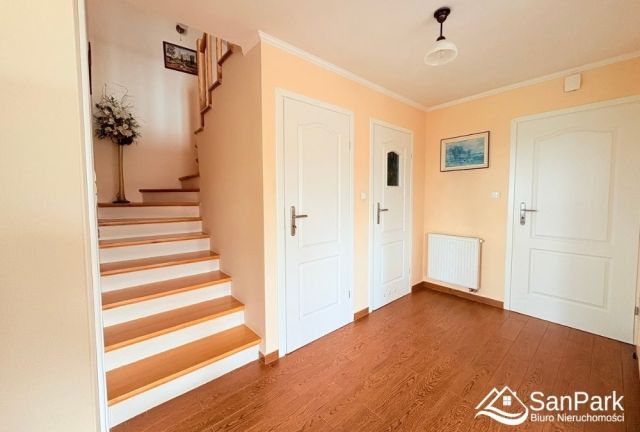 dom wolnostojący, 5 pokoi Lesko. Zdjęcie 11
