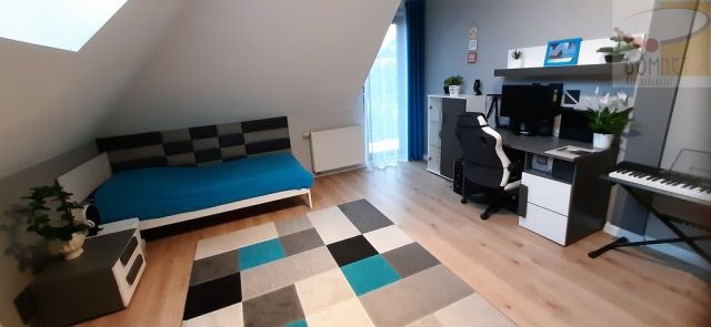 dom wolnostojący, 5 pokoi Brwinów. Zdjęcie 15