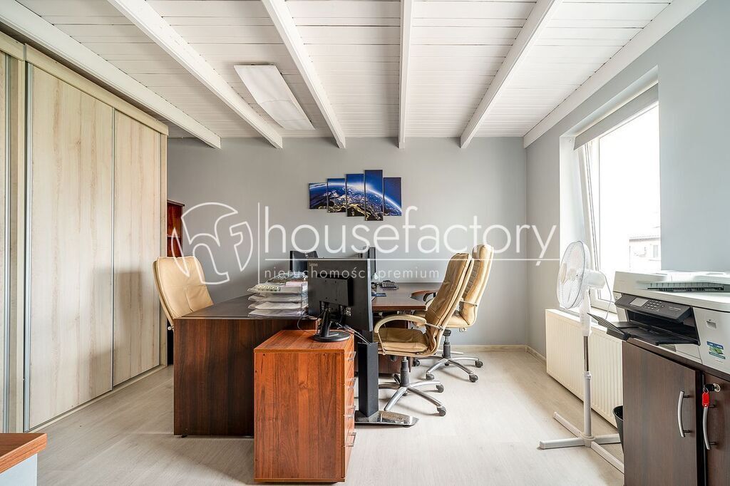 dom wolnostojący, 9 pokoi Łódź Stare Rokicie, ul. Holownicza. Zdjęcie 3