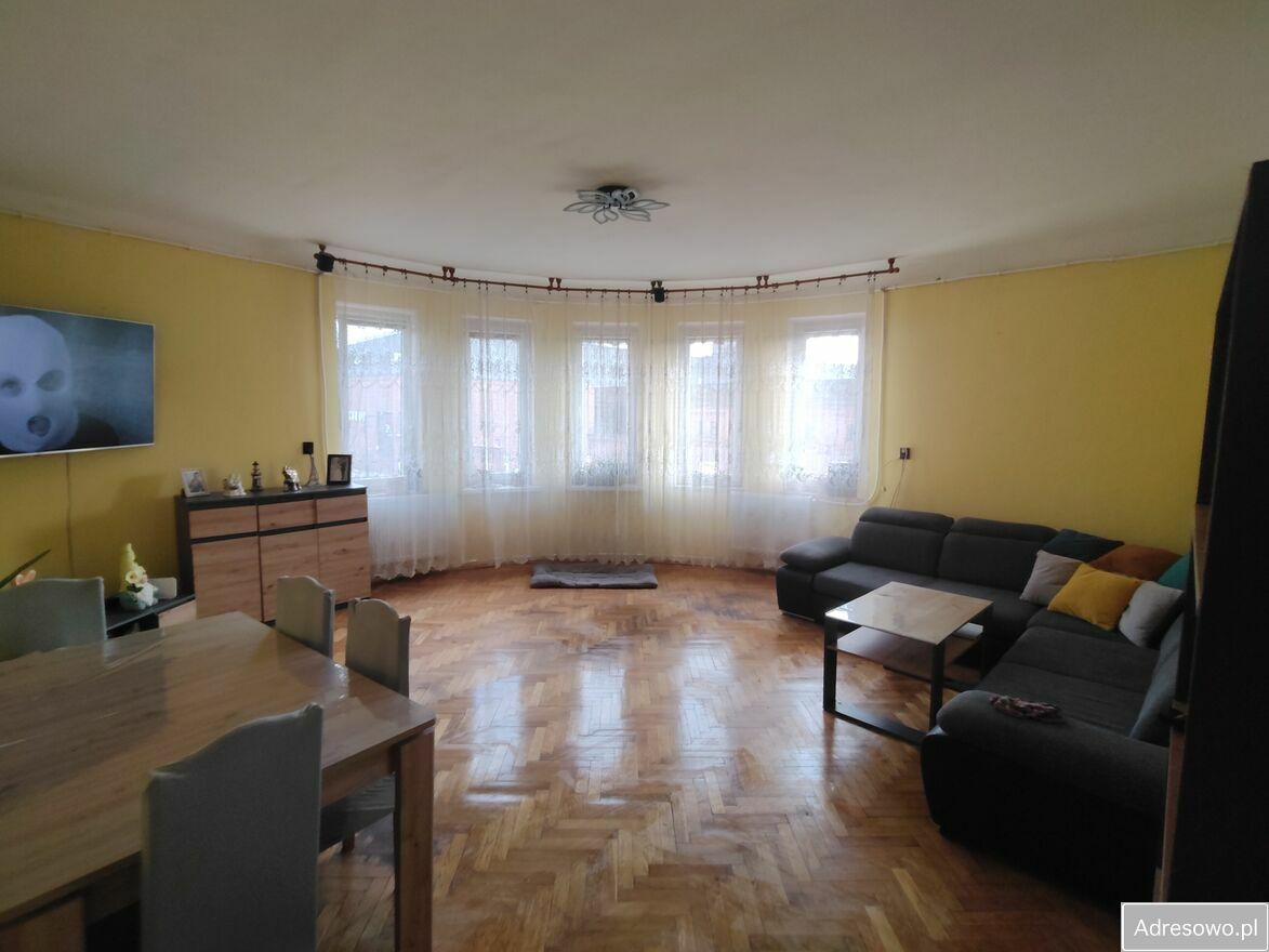 Mieszkanie 4-pokojowe Włocławek, ul. Adama Mickiewicza. Zdjęcie 1