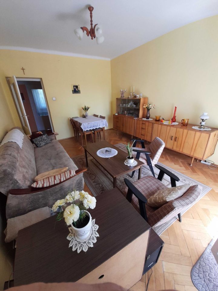 Mieszkanie 2-pokojowe Częstochowa Centrum, al. Aleja Najświętszej Maryi Panny. Zdjęcie 2