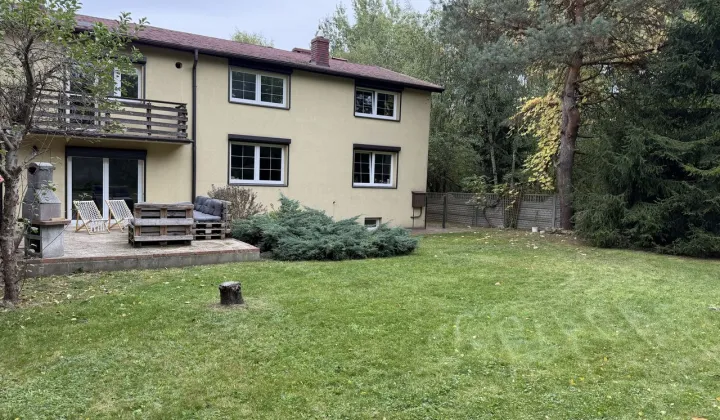 dom wolnostojący, 8 pokoi Częstochowa Parkitka, ul. Bialska