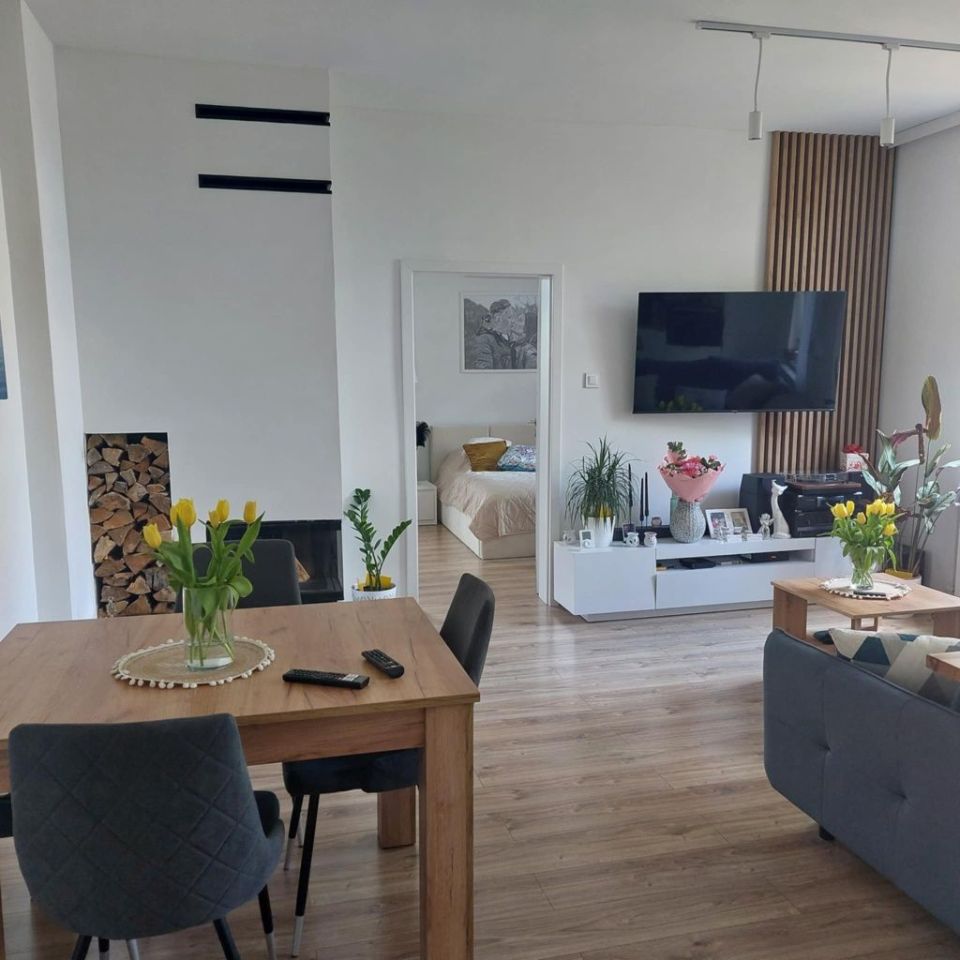 Mieszkanie 3-pokojowe Lipna