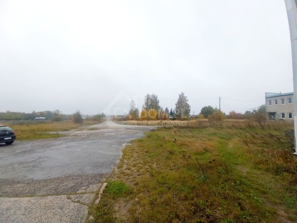 Hala/magazyn Promnik. Zdjęcie 8