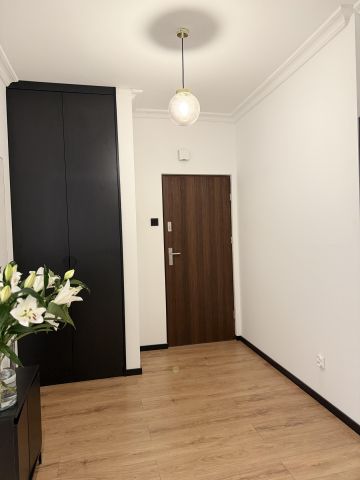 Mieszkanie 3-pokojowe Wrocław Stare Miasto, ul. Sądowa. Zdjęcie 3