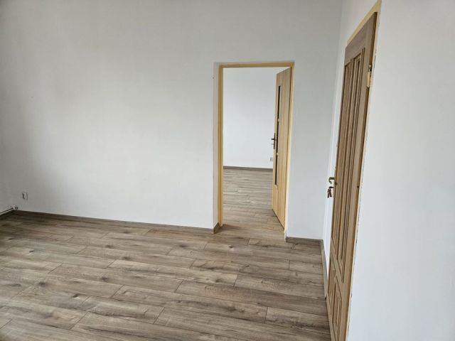 Biuro Brzeg Centrum, ul. Piastowska. Zdjęcie 1