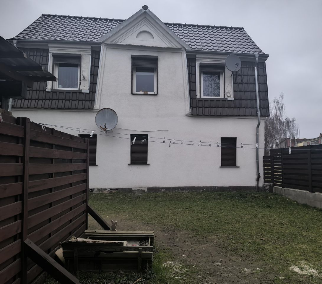 dom wolnostojący, 2 pokoje Zgorzelec Ujazd, ul. Władysława Stanisława Reymonta. Zdjęcie 1