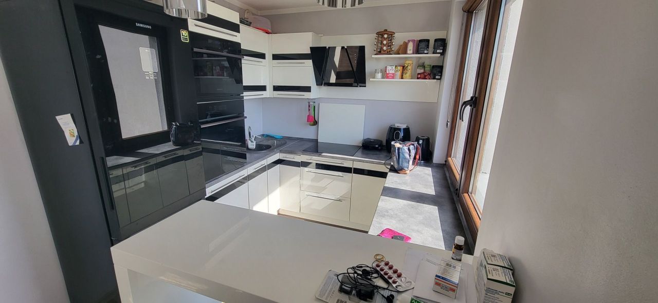 Mieszkanie 3-pokojowe Sosnowiec Niwka. Zdjęcie 4